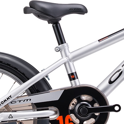 detsky-bicykel-ctm-tommy-matna-strieborna-d4